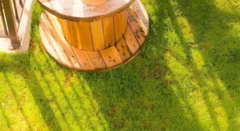 Yellow Moon Hotel Патая Екстериор снимка