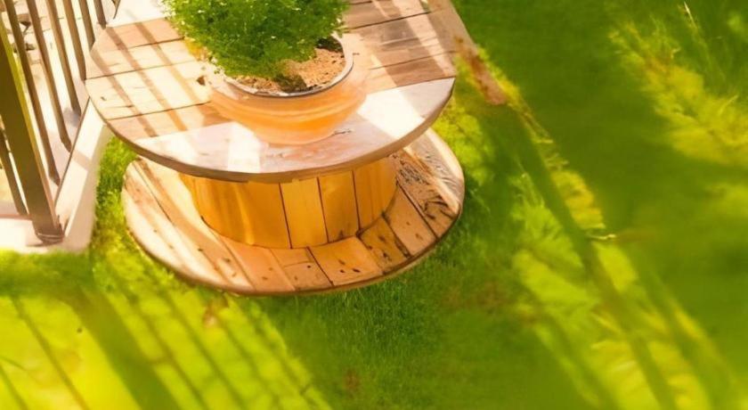 Yellow Moon Hotel Патая Екстериор снимка