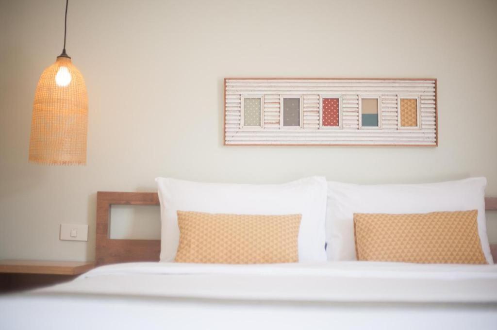 Yellow Moon Hotel Патая Екстериор снимка